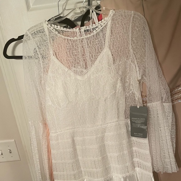 ASOS Bodyfrock Bridal Gown Pleated Maxi Dress With Fluted Sleeves. Slip dress - Picture 6 of 7